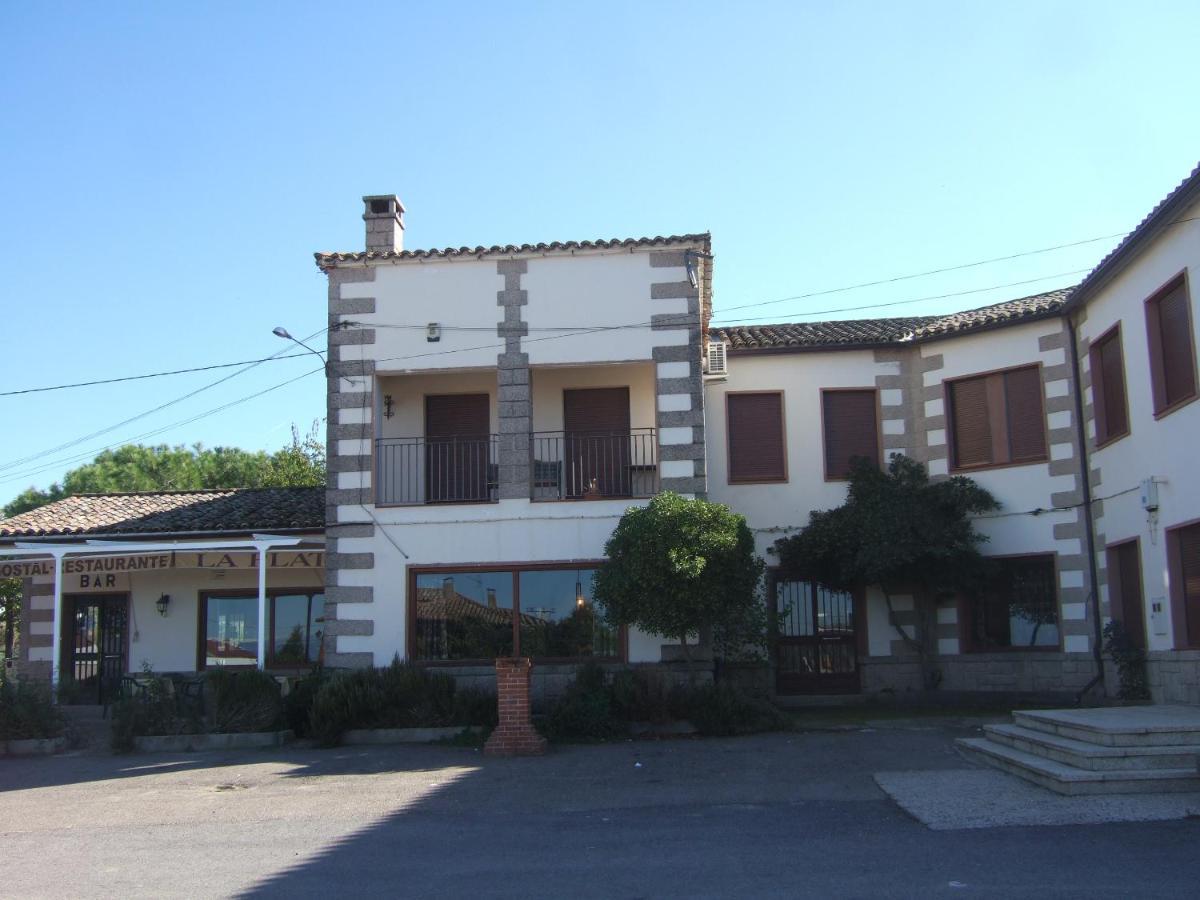 Hostal La Plata أوروبيسا المظهر الخارجي الصورة