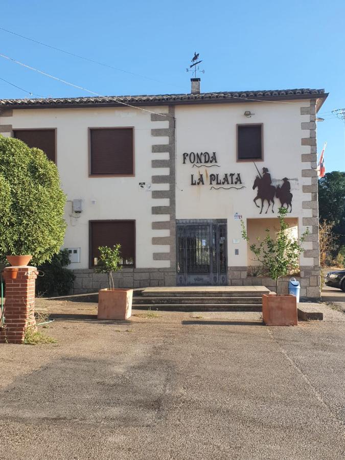 Hostal La Plata أوروبيسا المظهر الخارجي الصورة