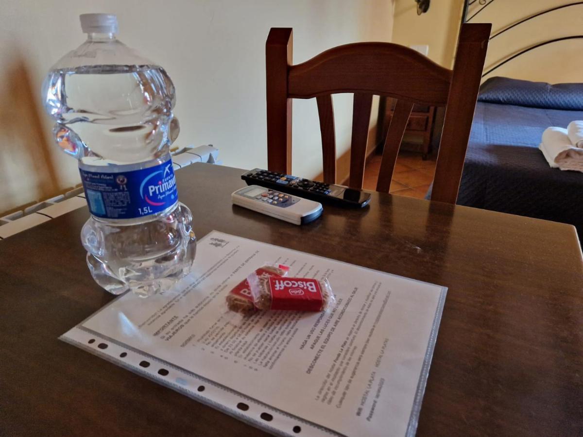 Hostal La Plata أوروبيسا المظهر الخارجي الصورة