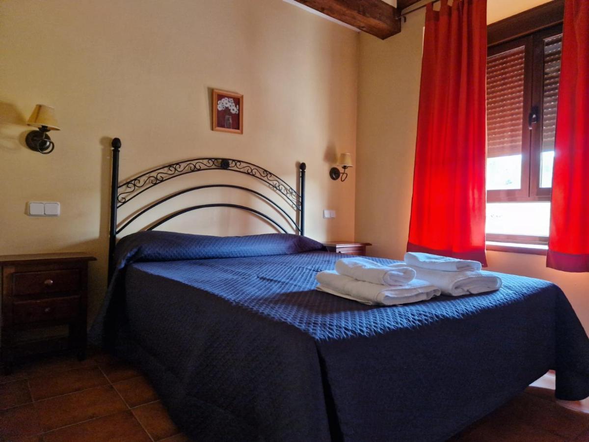 Hostal La Plata أوروبيسا المظهر الخارجي الصورة